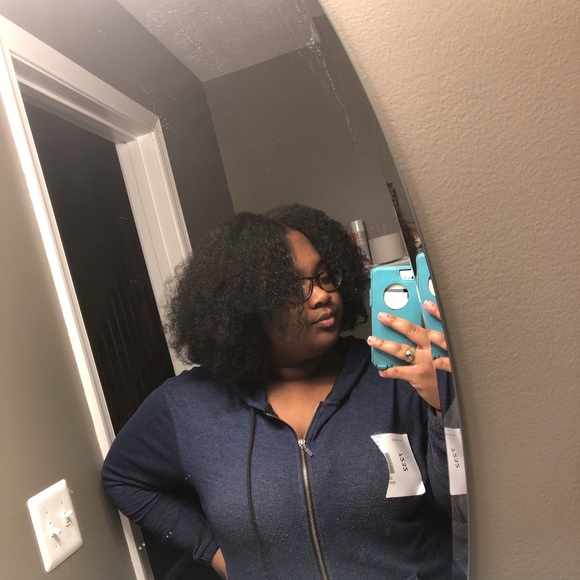 Meet your Posher, Klyn - Picture 1 of 1